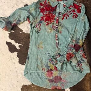 Women's Mint Green Floral Button-Down Shirt with Red Embroidery